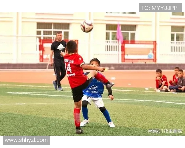 足球瞬间的魅力与激情如何在绿茵场上绽放出无尽的精彩与感动